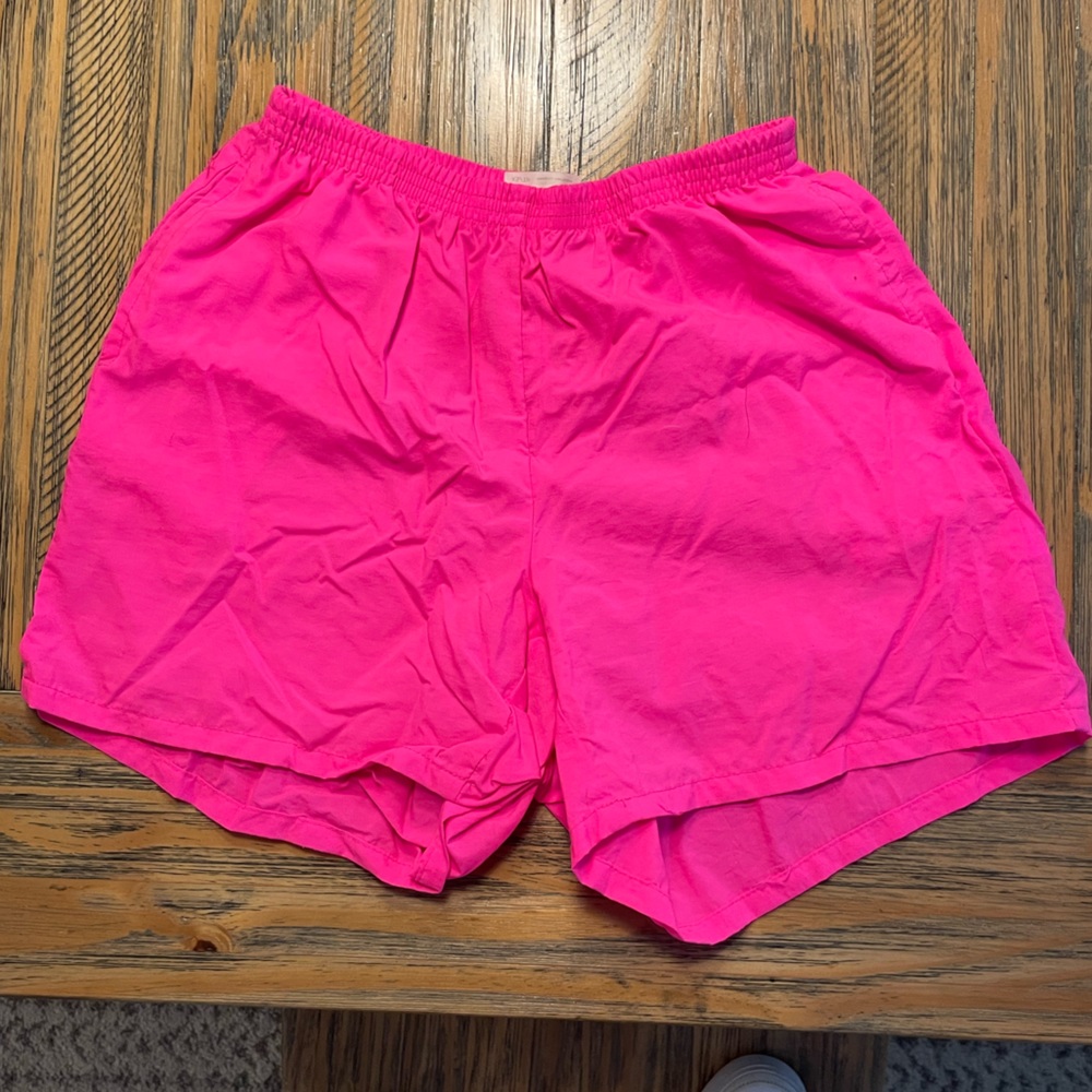 Pink short
